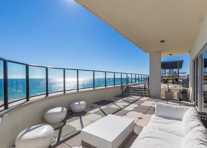 Enjoy The Perfect Getaway At Gulf Place 4 Bedroom Next To The Hangout! Gp 304