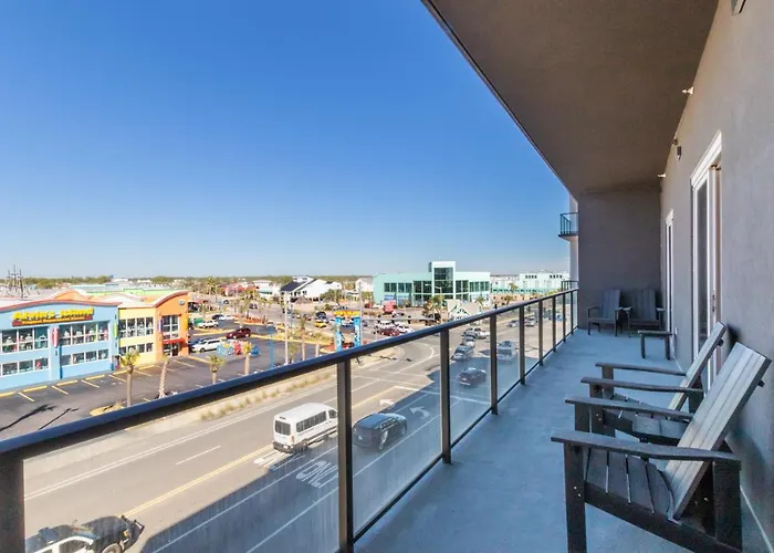 Enjoy The Perfect Getaway At Gulf Place 4 Bedroom Next To The Hangout! Gp 304 Holiday home Gulf Shores
