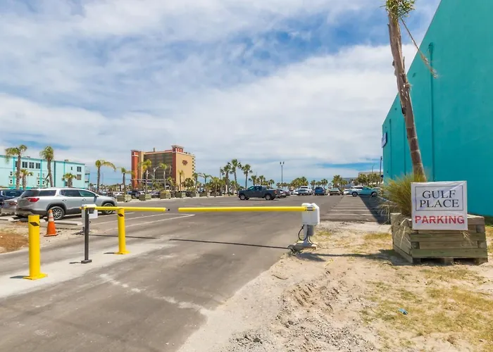 Enjoy The Perfect Getaway At Gulf Place 4 Bedroom Next To The Hangout! Gp 304